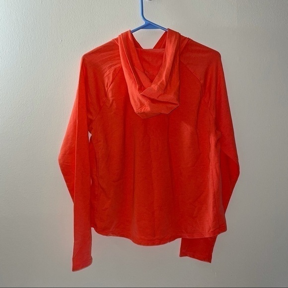 Under Armour Hoodie Pull Over Long Sleeve Pin Dot Big Front Logo V-neck Top - Picture 5 of 6